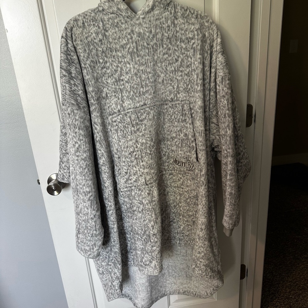 The Comfy Wearable Blanket, Gray